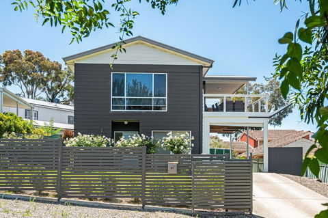 Modern Elegance 27 Breckan Ave Victor Harbor - Darwin Holiday 1