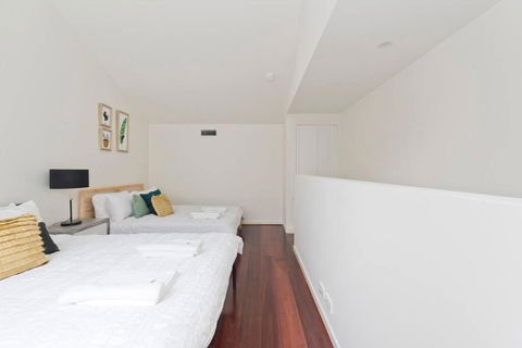 Modern New 3BR Townhouse With Free Parking - Darwin Holiday 3