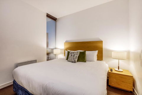 Modern Nomads South Yarra 1BR Large Outdoor Space Near Station - Darwin Holiday 3
