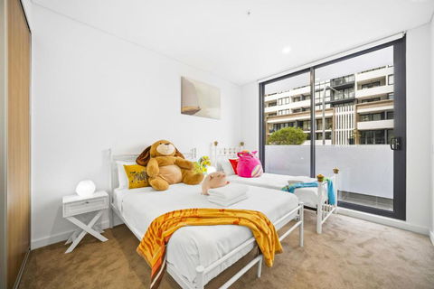 Modern Toy Style APT At Heart Kogarah - Darwin Holiday 0