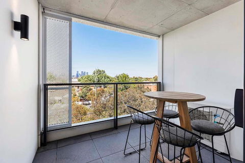 Modern Urban Retreat In Brunswick - Darwin Holiday 1