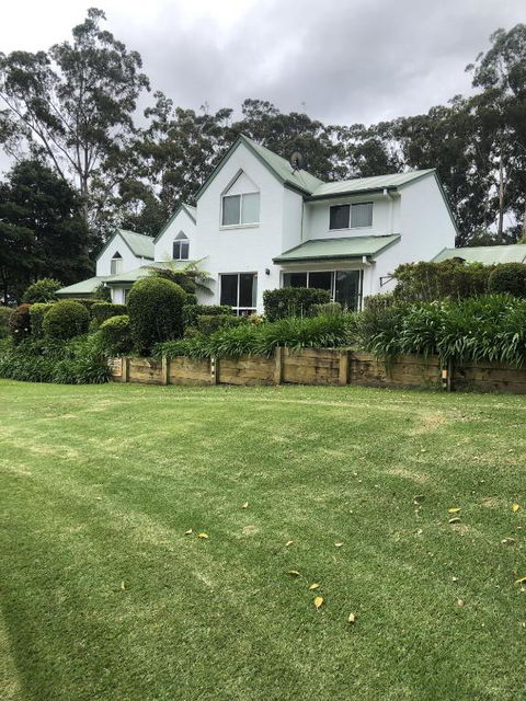 Mollymook, Holiday Home Or Villa - Golf & Surf - Darwin Holiday 1