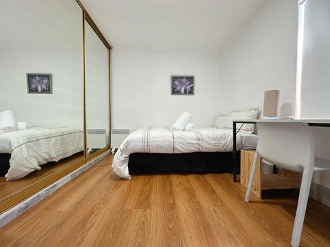 Montrose Double Bed Room Close To City - Darwin Holiday 1