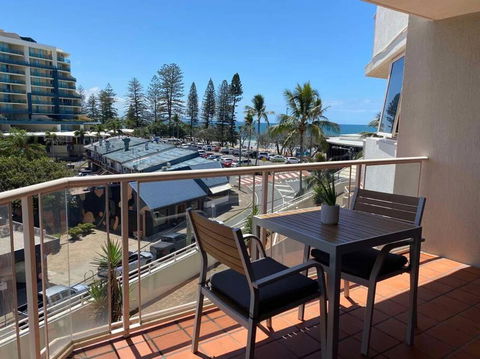 Mooloolaba Beach Apartment - Darwin Holiday 1