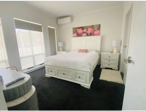 Modern Private Room With Ensuite - Darwin Holiday 0