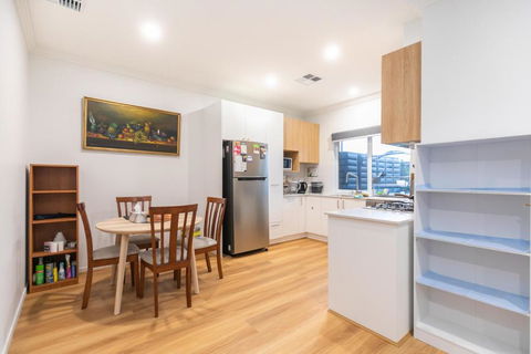 Modern Share House, Tranquil Small Room, 4km To Beach - Darwin Holiday 2