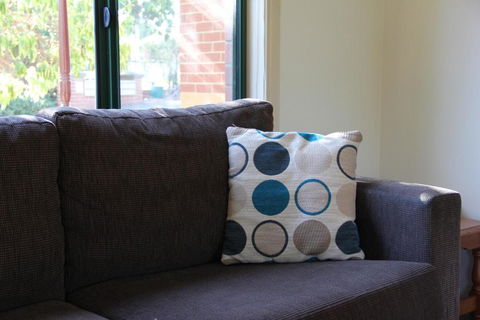 Mount Waverley Townhouses - Darwin Holiday 1