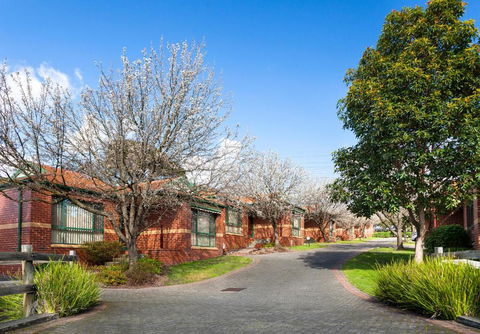 Mount Waverley Townhouses - Darwin Holiday 0