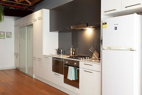 New York Warehouse By Sydney Dreams - Darwin Holiday 2