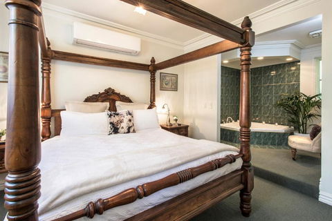 Moulton Park Estate - Cottages - Darwin Holiday 1