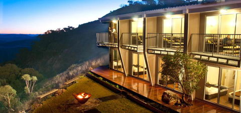 Mountain Dreaming - Darwin Holiday 0