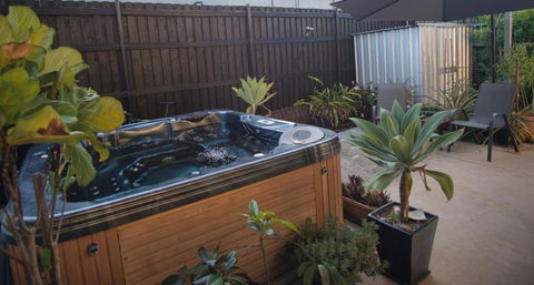 Mount Gravatt Guesthouse - Darwin Holiday 3