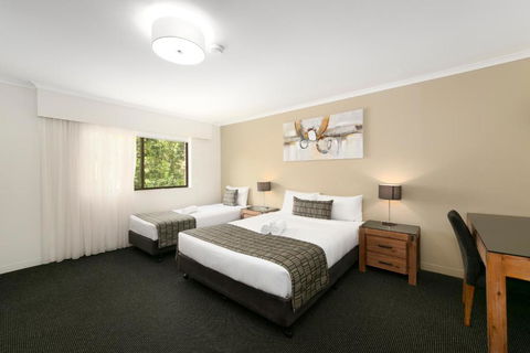 Mt Ommaney Hotel Apartments - Darwin Holiday 2