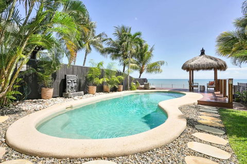 Mylara Beachfront Holiday Home - Darwin Holiday 1