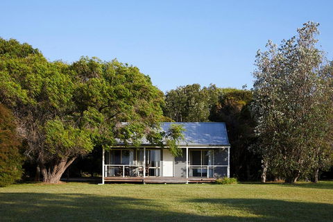 Mystery Bay Cottages - Darwin Holiday 0