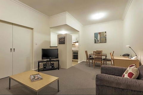 Narnia In Northbridge - One Bedroom - Darwin Holiday 2