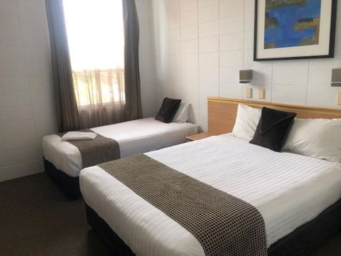 Narwee Hotel - Darwin Holiday 1