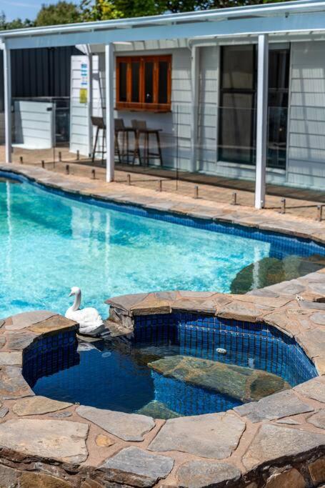 Neptune - 2BR Private Pool WiFi - Darwin Holiday 2