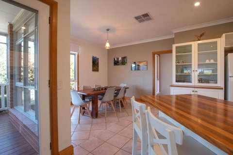 Neve E Fiume Snow And River - Darwin Holiday 2