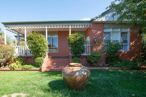 Neve E Fiume Snow And River - Darwin Holiday 3