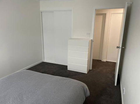 New 3 Bedroom House In Cooma - Darwin Holiday 2