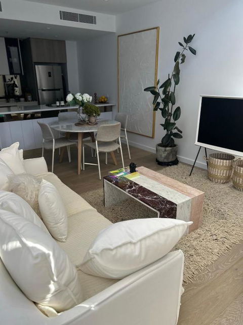 New & Modern Loft 1bd W/Pool&Gym - Darwin Holiday 0