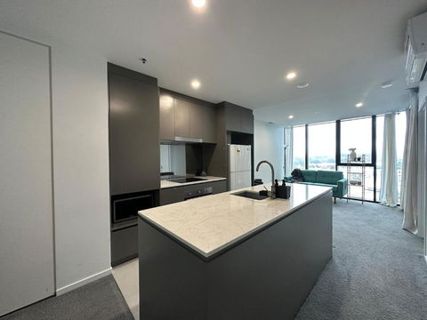 New & Rated Free Spa, Gym, Parking & More - Darwin Holiday 0