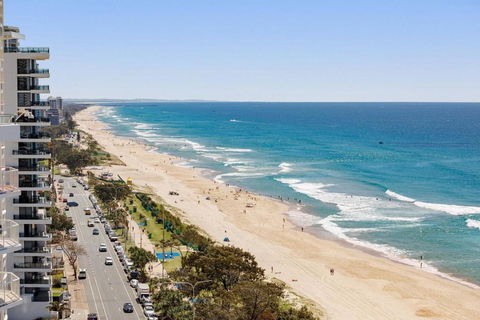 New Beachfront Sky Suite Surfers - Darwin Holiday 2