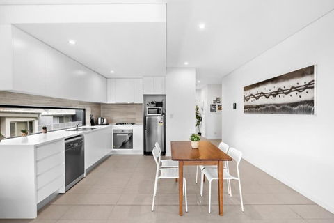 New Modern 2BR 2baths Apt In Homebush Sleeps 6 - Darwin Holiday 3
