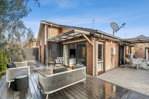 New Ocean Grove Oasis - Darwin Holiday 1
