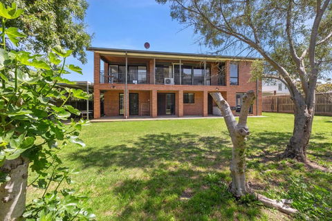 New Street Beach House - Darwin Holiday 1