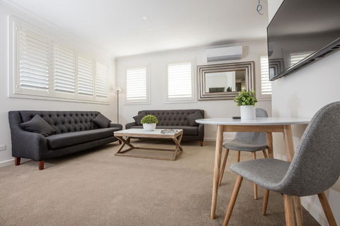 Newington Apartments - Darwin Holiday 0