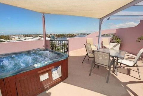 Nautilus Private Rooftop Spa Unit - Darwin Holiday 0