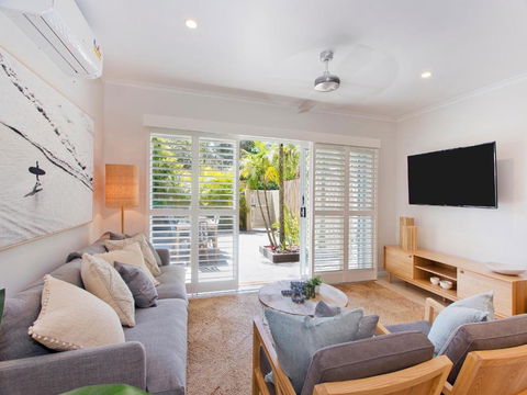 Noosa Parade Townhouse W/ Terrace By Stay Noosa - Darwin Holiday 2