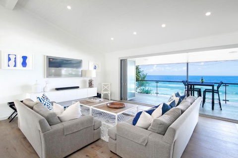 Ocean Panorama With Private Pool! - Darwin Holiday 0