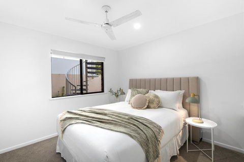 Noosa Riverfront Splendour, Ideal For Families - Darwin Holiday 1