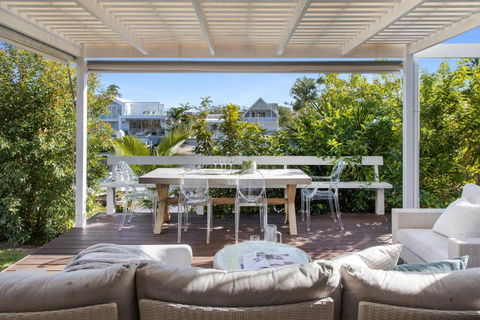 Noosa Riverfront Splendour, Ideal For Families - Darwin Holiday 2