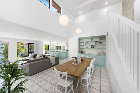 Noosa Riverfront Splendour, Ideal For Families - Darwin Holiday 3