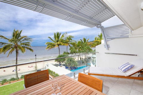 Noosa Retreat, Beach Access & Pool - Darwin Holiday 1
