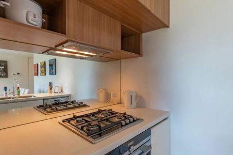 Next To Station Family & Friend Free Parking - Darwin Holiday 3