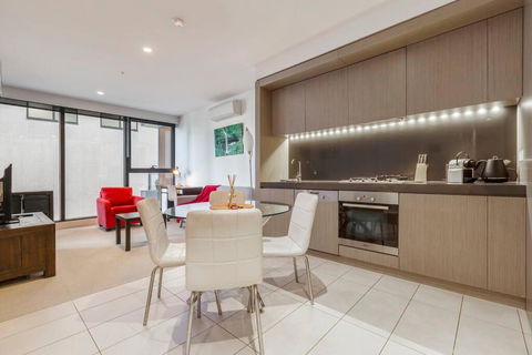 Nice 1 Bedroom Close To Albert Park Lake 02053 - Darwin Holiday 1
