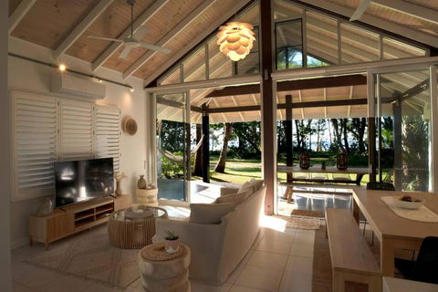 Nikatara - Mission Beach - 3 Bedroom Town House - Darwin Holiday 0