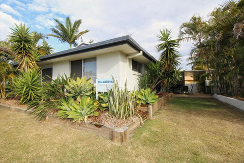 Nobby Beach Holiday Village - Darwin Holiday 2