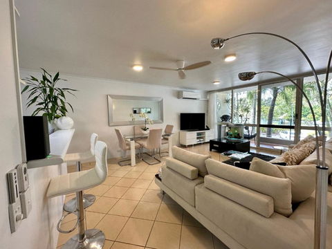 Noosa Luxury Apartment - Darwin Holiday 2