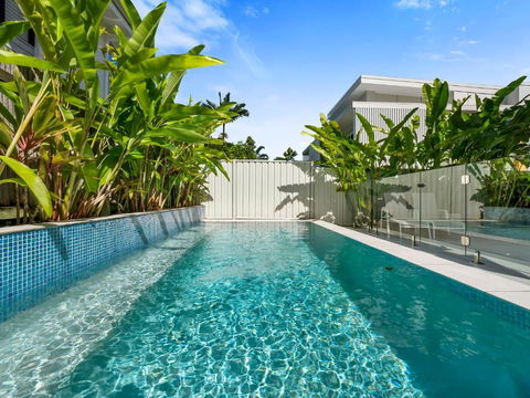 Noosa Dreaming - Darwin Holiday 0