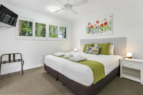 Noosa River Retreat Holiday Apartments - Darwin Holiday 3