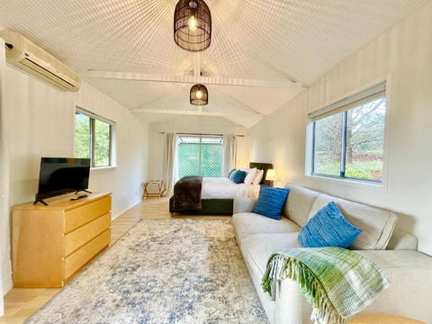 Norman Lindsay Cottage - Darwin Holiday 1