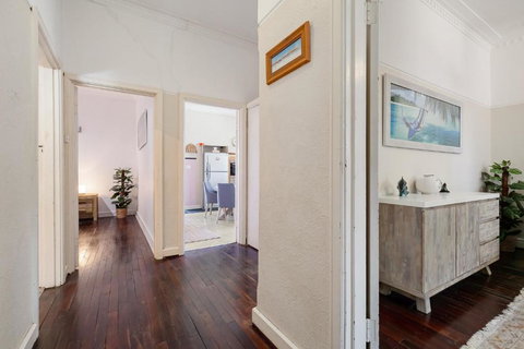 North Beach Cottage By Swan Bnb Management - Darwin Holiday 3