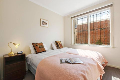 Northcote Charm Spacious And Quiet Suburban Stay - Darwin Holiday 1