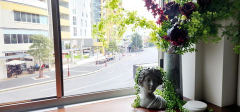 NYC Loft Brisbane, Free Parking! - Darwin Holiday 1
